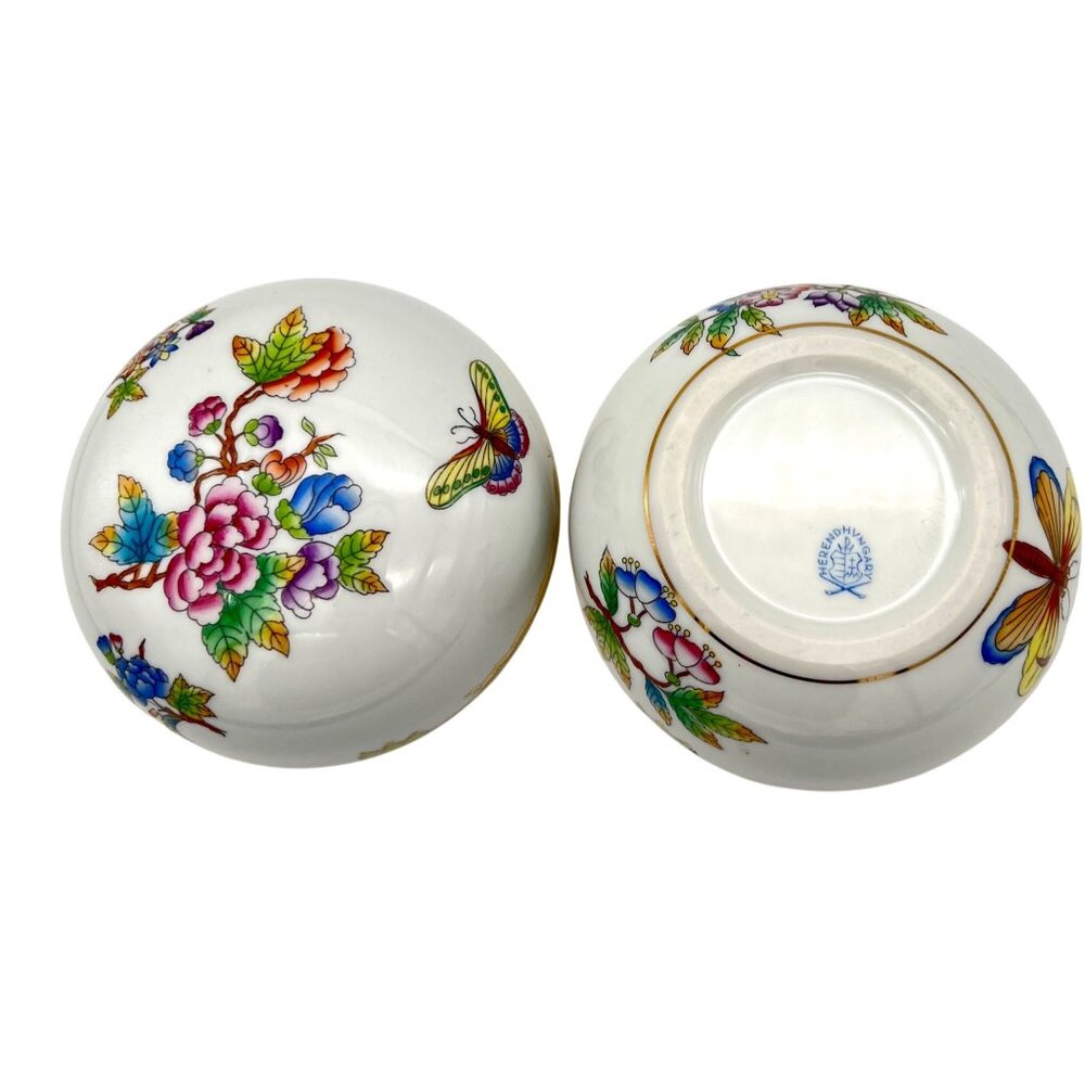 Herend Porcelain Round Trinket Box Bonbonniere Queen Victoria Green Rim  4.25" D - Picture 8 of 9